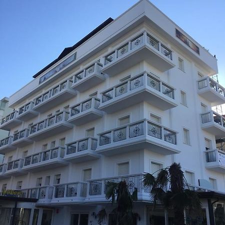 Hotel Residence Veliero Riccione Luaran gambar