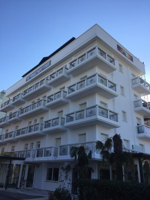 Hotel Residence Veliero Riccione Luaran gambar